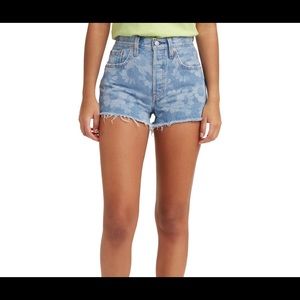 501 Levi’s High waisted shorts